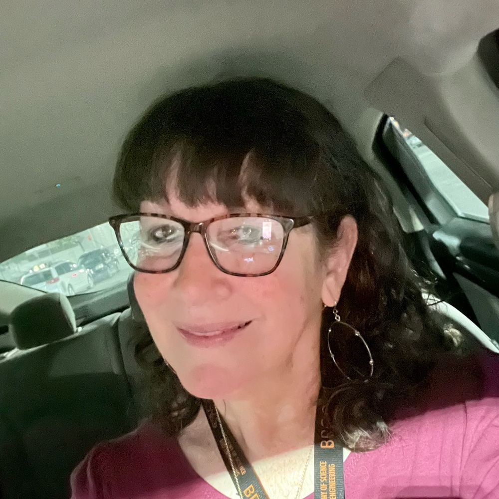 Meet your Posher, Debbie